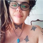 Profesora de artística imparte clases para todos los niveles